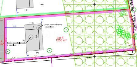 Terrain constructible - 1 250 m²