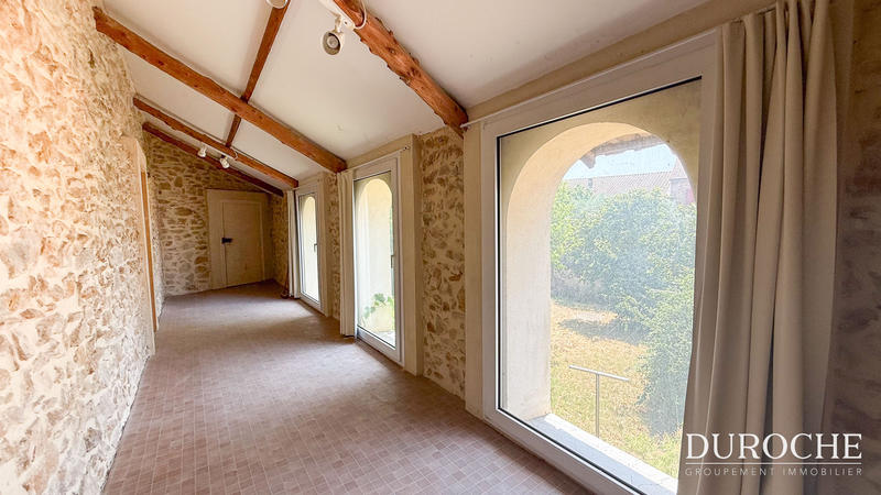 Mas - 245 m² - 7 pièces