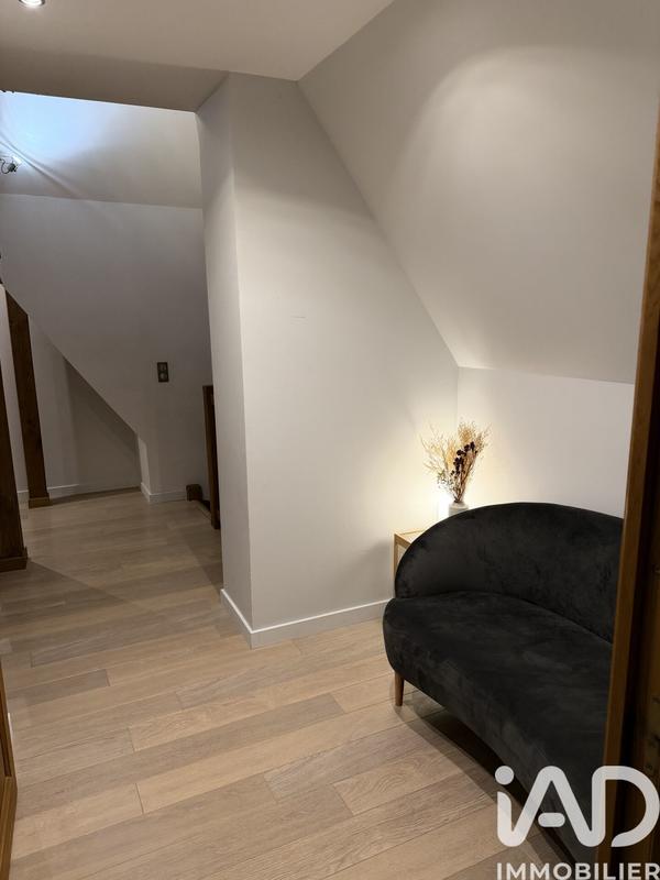 Maison - 280 m² - 7 pièces