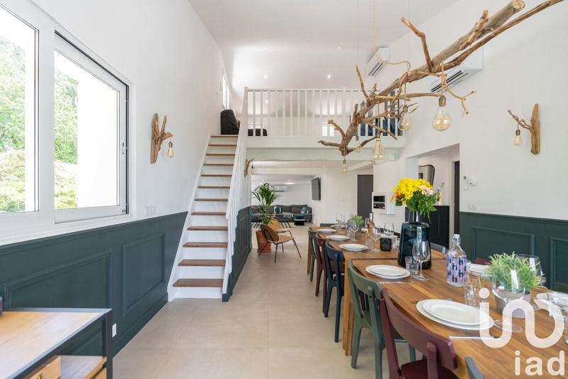 Bastide - 210 m² - 6 pièces