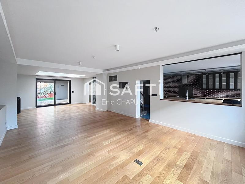 Maison - 199 m² - 6 pièces