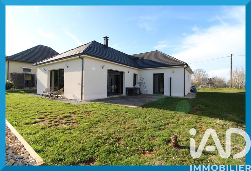 Maison - 110 m² - 6 pièces