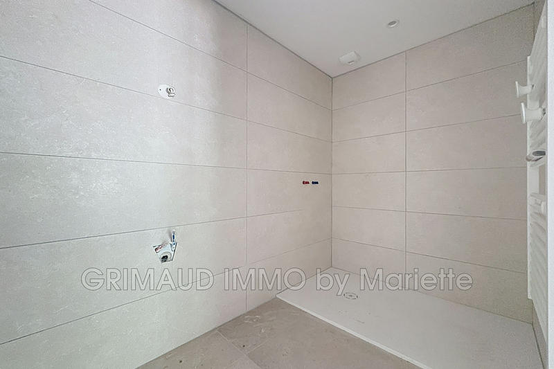 Appartement - 107 m² - 4 pièces
