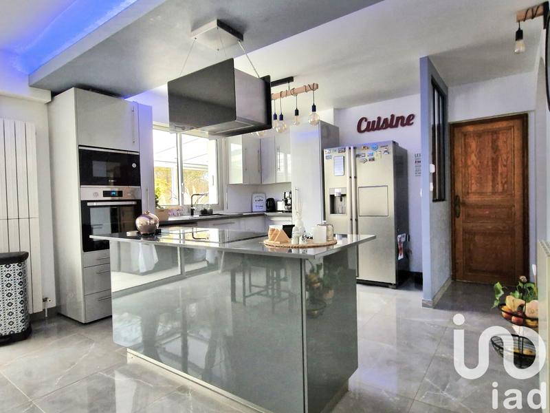 Maison - 152 m² - 7 pièces