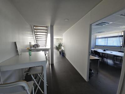 Bureau - 500 m²