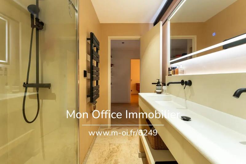 Appartement - 88 m² - 3 pièces