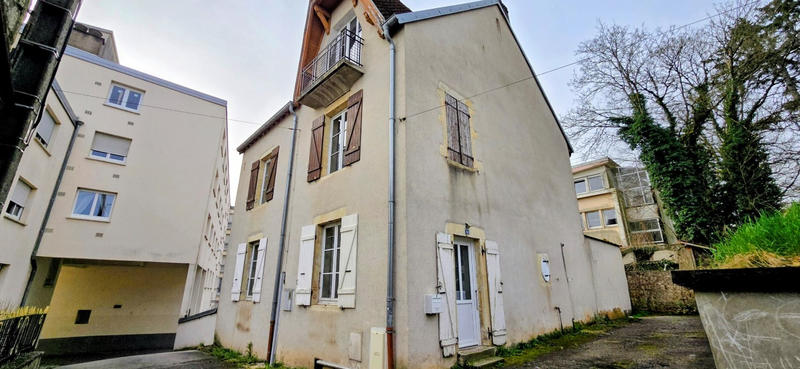 Maison - 160 m² - 7 pièces