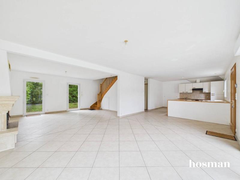 Maison - 117 m² - 4 pièces