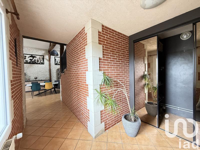 Maison - 298 m² - 10 pièces