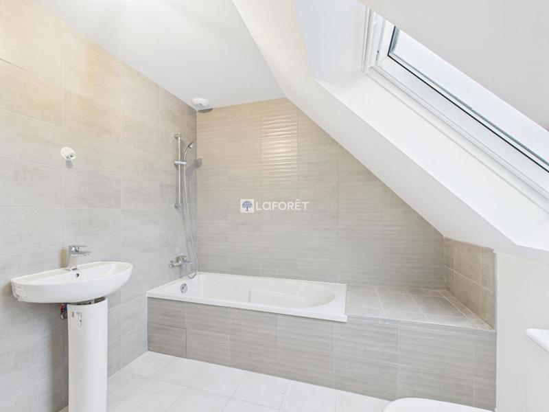 Maison - 89 m² - 5 pièces