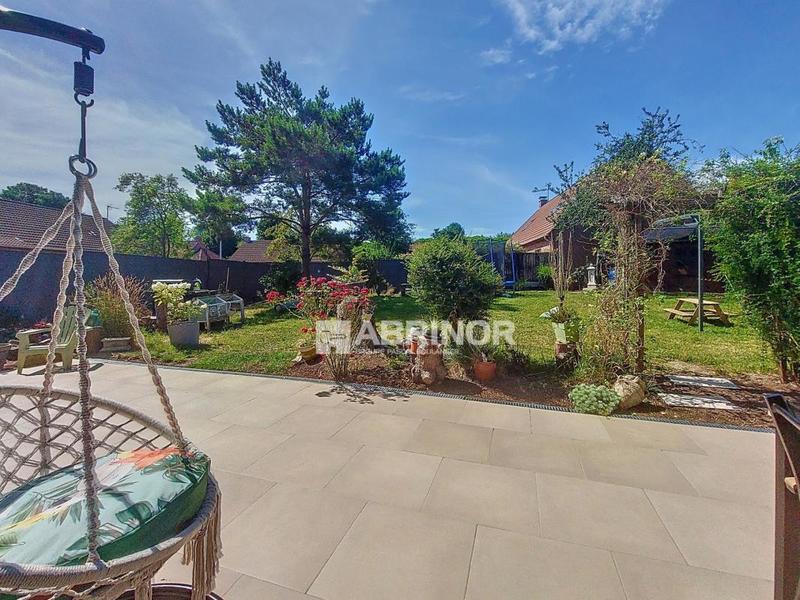 Maison - 104 m² - 5 pièces