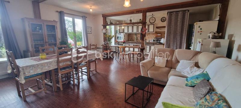 Maison - 120 m² - 6 pièces