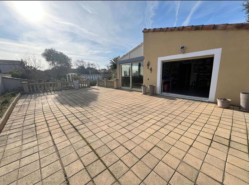 Maison - 99 m² - 4 pièces