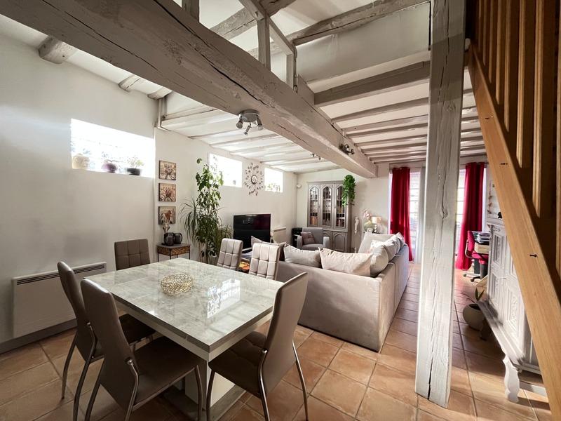 Maison - 160 m² - 6 pièces