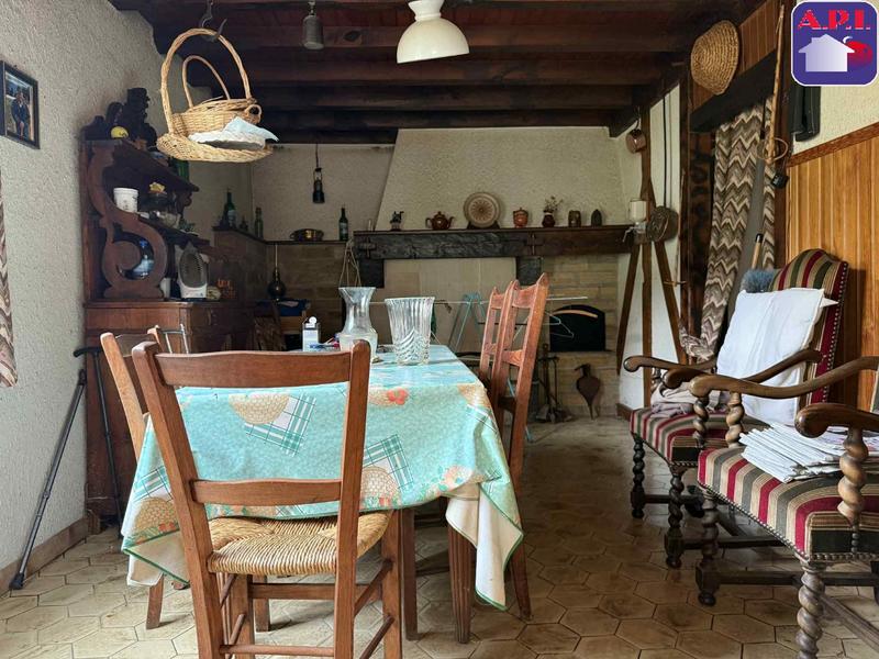 Maison - 98 m² - 4 pièces