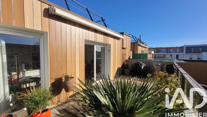 Appartement - 98 m² - 5 pièces