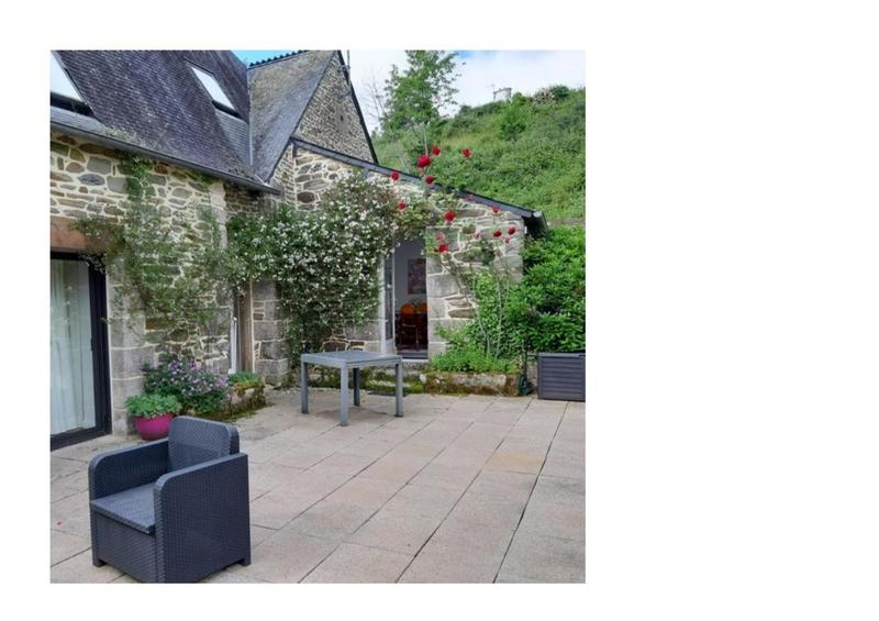 Maison - 225 m² - 8 pièces