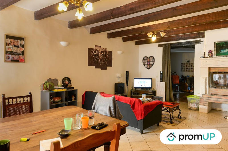 Maison - 256 m² - 7 pièces