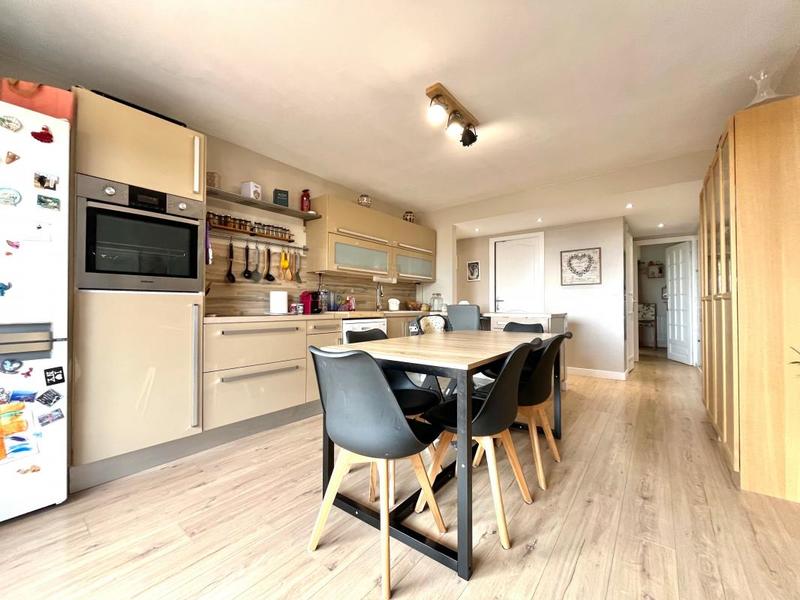 Appartement - 73 m² - 4 pièces