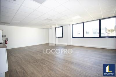 Bureau - 305 m²