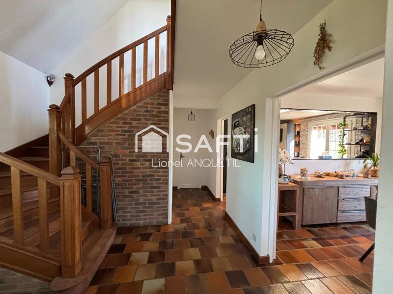 Maison - 102 m² - 4 pièces