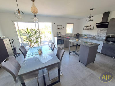 Maison - 70 m² - 3 pièces