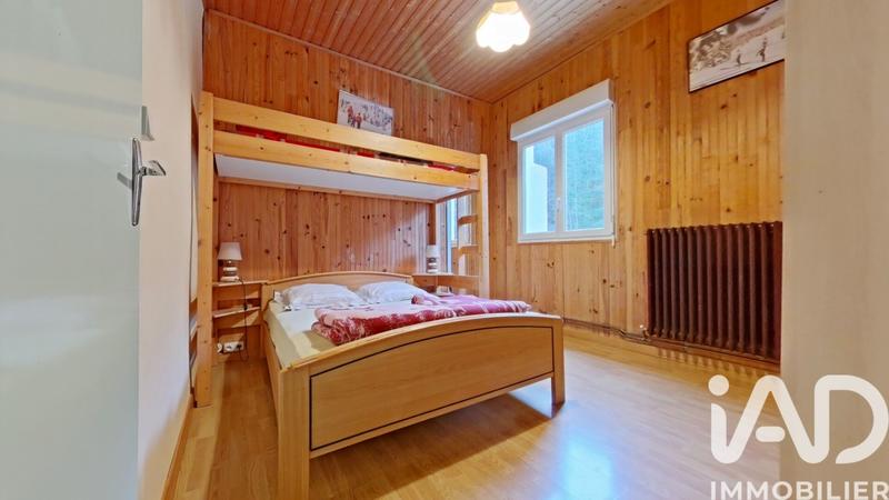 Maison - 891 m² - 15 pièces