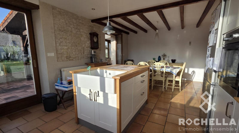 Maison ancienne - 92 m² - 4 pièces