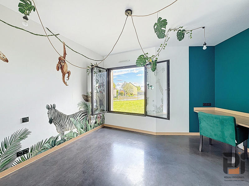 Maison - 145 m² - 5 pièces