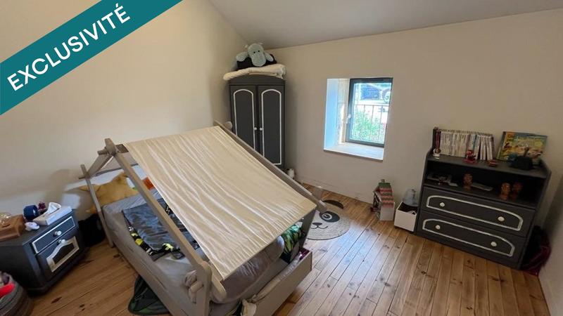 Maison - 181 m² - 6 pièces