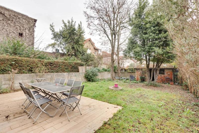 Maison - 178 m² - 8 pièces