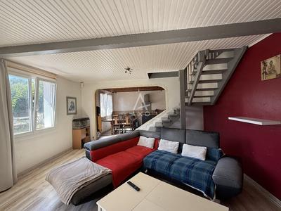 Maison - 135 m² - 6 pièces