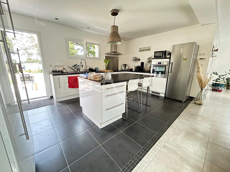 Maison - 148 m² - 6 pièces