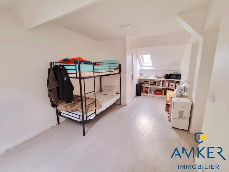 Loft - 174 m² - 5 pièces