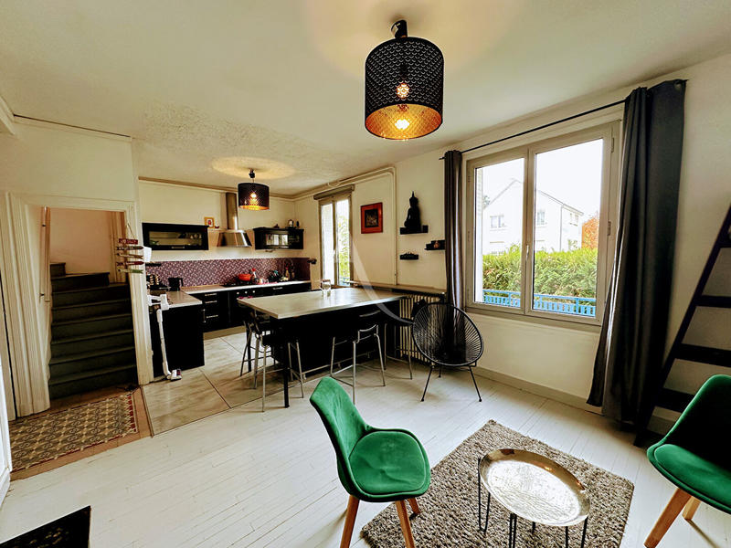 Maison - 87 m² - 5 pièces