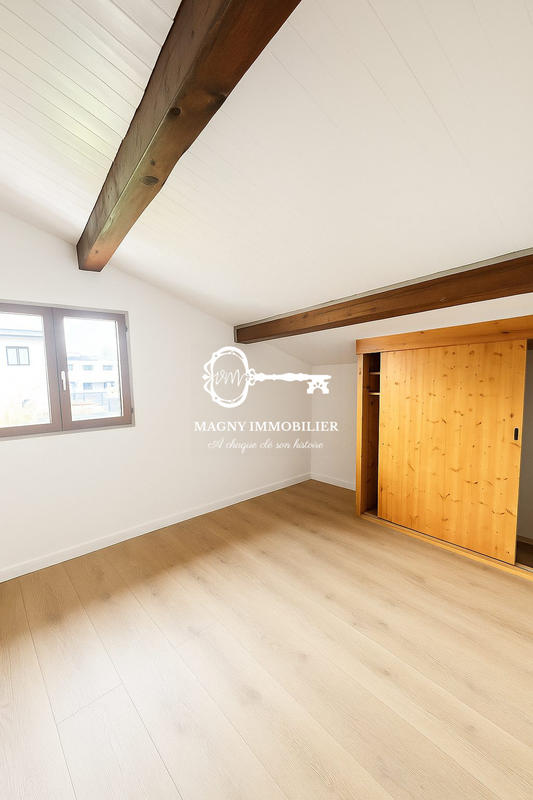 Maison traditionnelle - 95 m² - 5 pièces