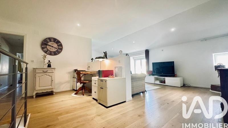 Maison - 200 m² - 6 pièces