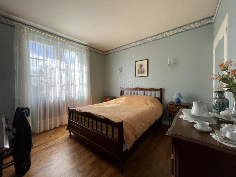 Maison ancienne - 157 m² - 7 pièces