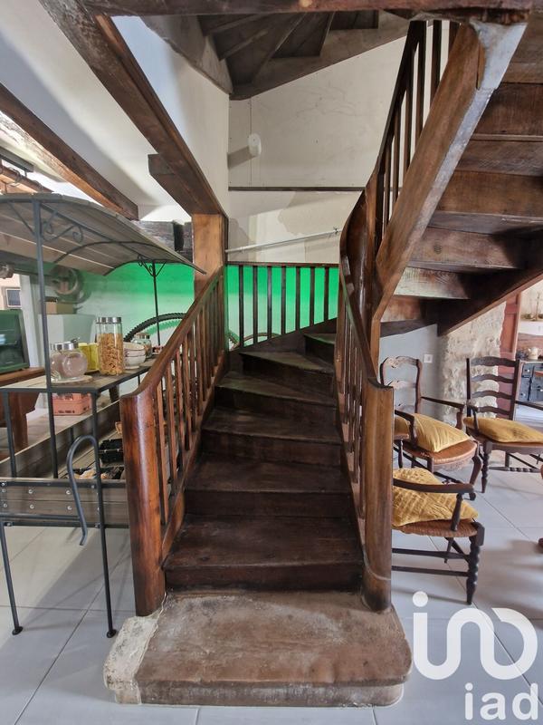 Maison - 298 m² - 11 pièces