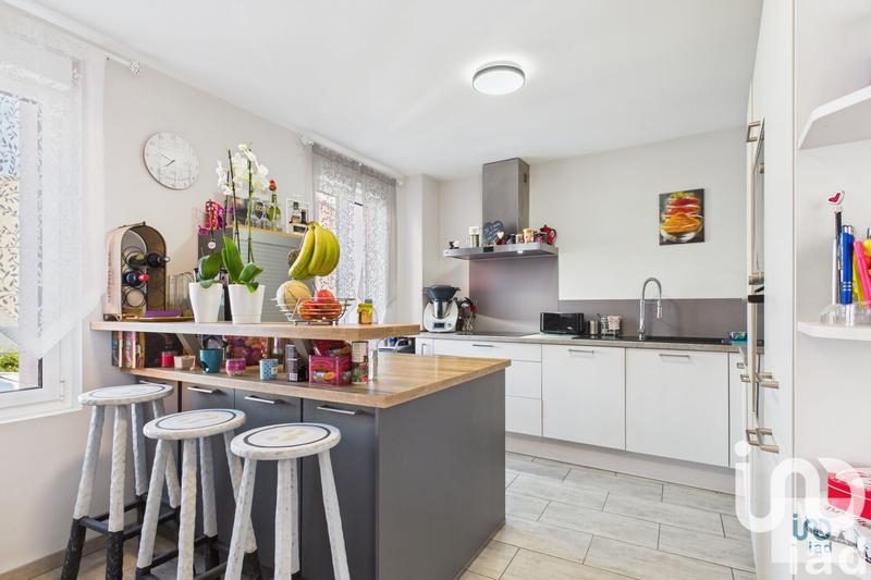 Maison - 166 m² - 7 pièces