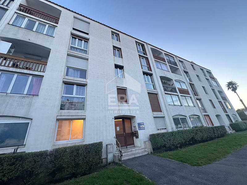 Appartement - 75 m² - 3 pièces