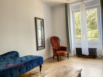 Maison - 104 m² - 4 pièces