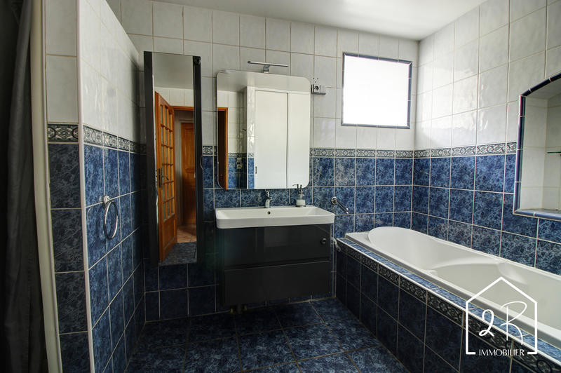 Maison - 172 m² - 6 pièces