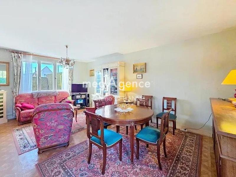 Maison jumelée - 75 m² - 4 pièces