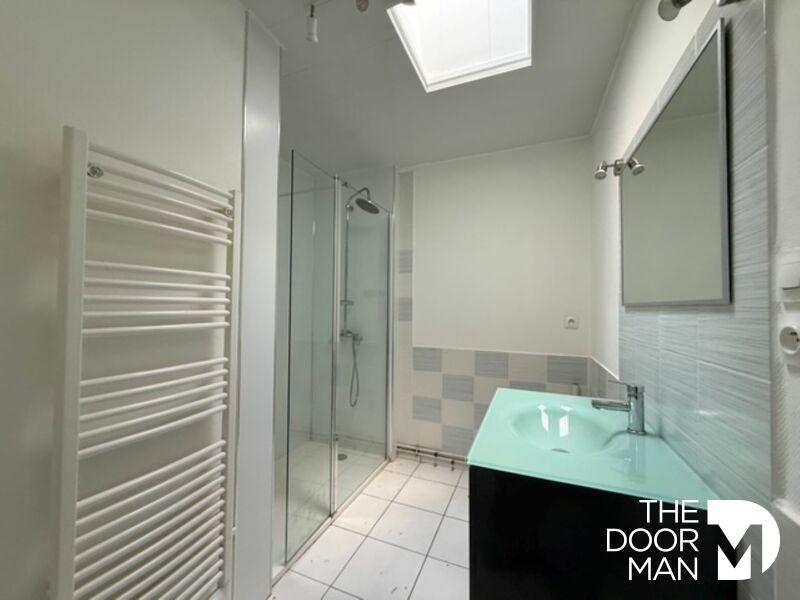 Maison en pierre - 80 m² - 4 pièces