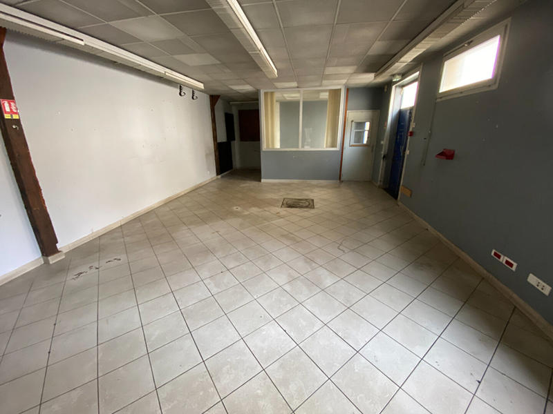 Local commercial - 148 m²