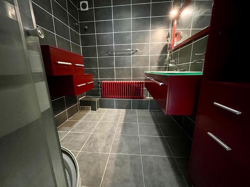 Maison - 287 m² - 10 pièces