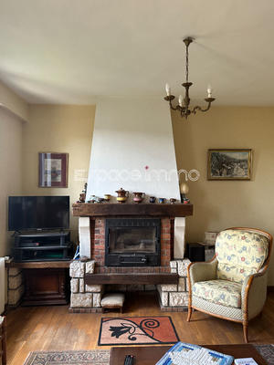 Maison - 104 m² - 6 pièces