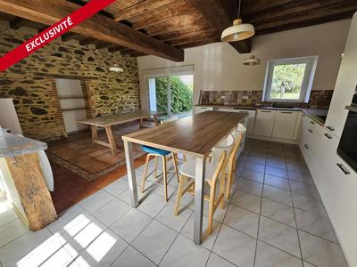 Maison - 131 m² - 4 pièces