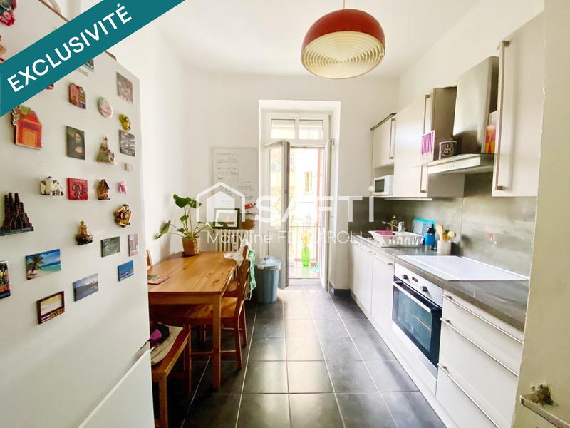 Appartement - 96 m² - 4 pièces